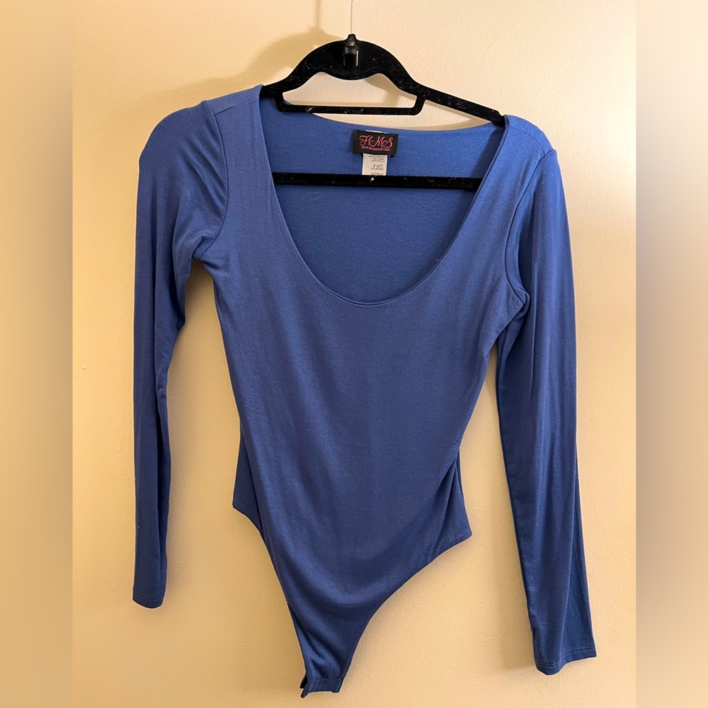blue long sleeve bodysuit
